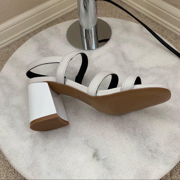 Brand New with box ✨Jaggar Summer Sandal - Picture 4 of 5